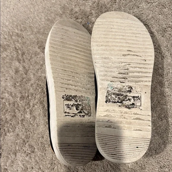 UGG Black Knit Slip-On Shoes - Picture 2 of 2